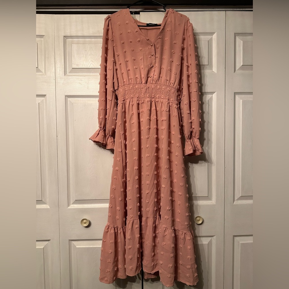 Elegant Pink Textured Women's Dress